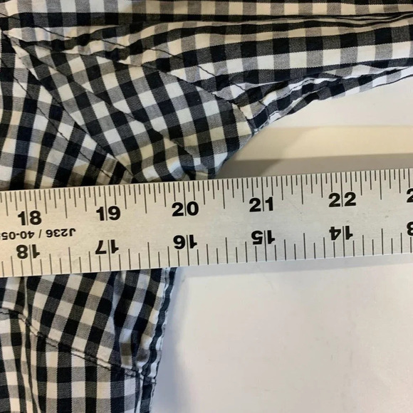 Duluth Trading Women's Checkered Cotton Long Sleeve Button Up Short Size M - Picture 9 of 10